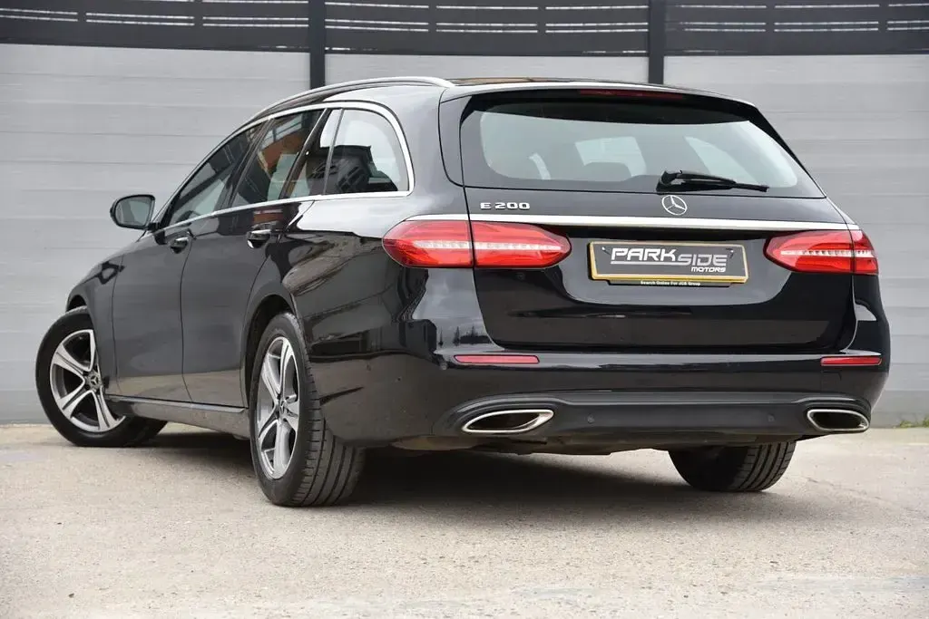 Used Mercedes E200 SE 184 HP (135 kW) 2019 Black Estate