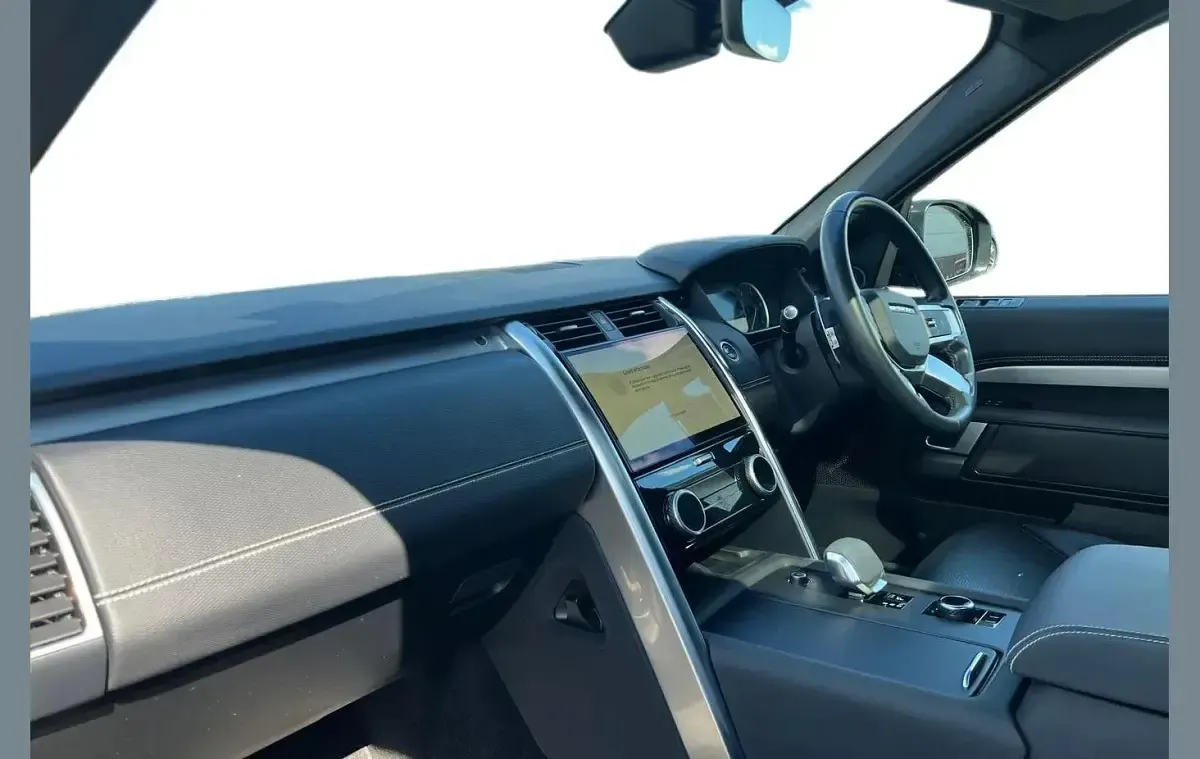Used Land Rover Discovery SE Dynamic 300 HP (220 kW) 2022 Blue SUV