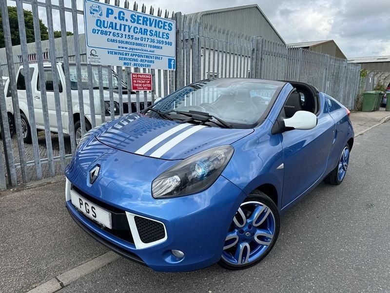 Usado Renault Wind 100 HP (73 kW) 2011 Azul Cabrios