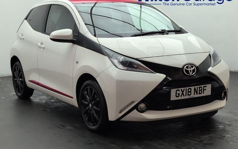 White Used 2017 Toyota Aygo x-press Hatchback | £6,750 (Good price) - Image 1/4