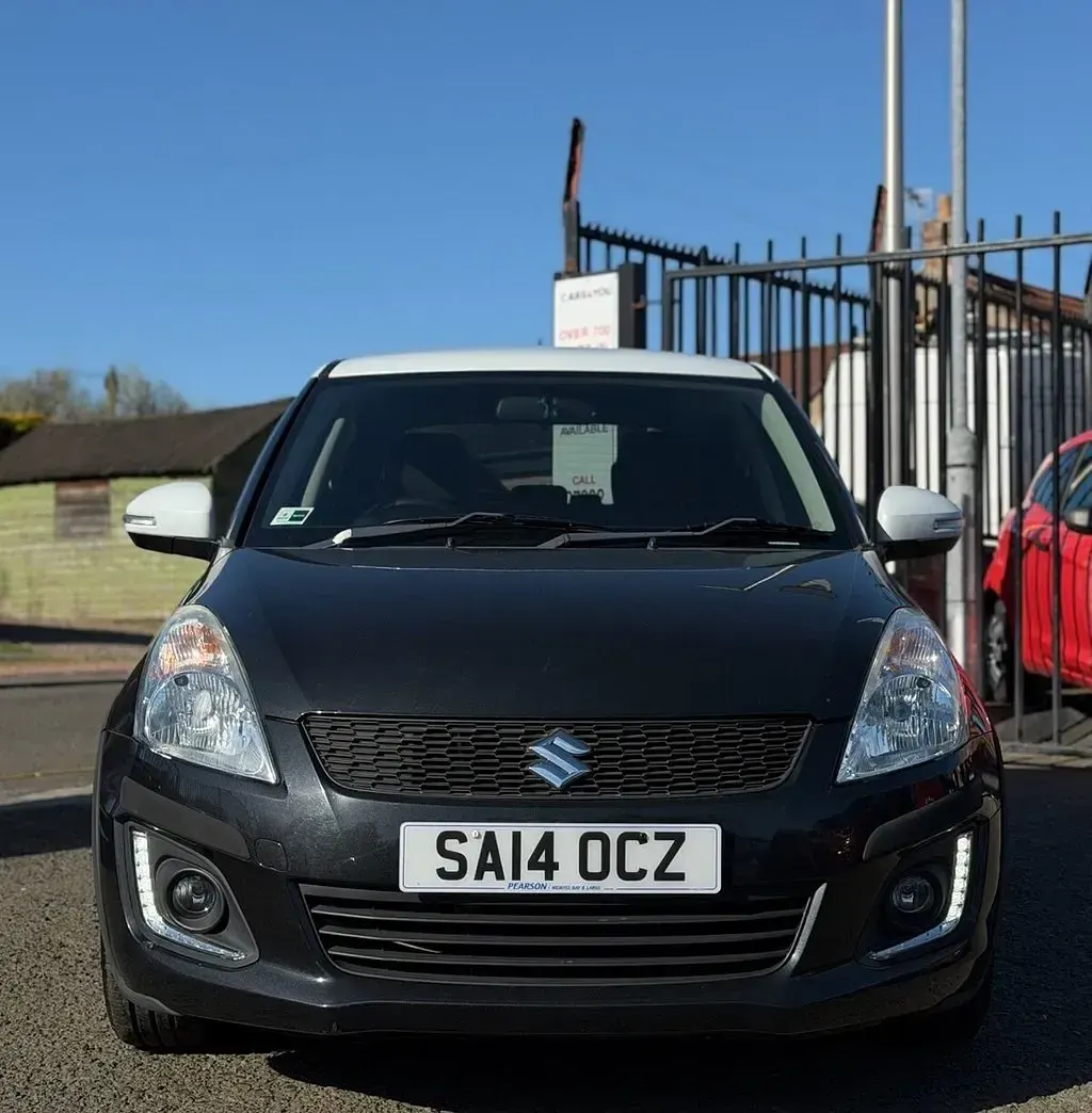 Used Suzuki Swift SZ-L 94 HP (69 kW) 2014 Black/white Hatchback
