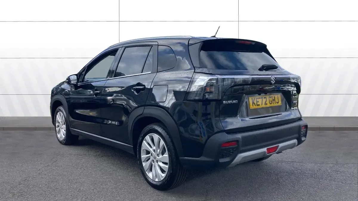 Gebraucht Suzuki SX4 S-Cross 129 PS (94 kW) 2023 Schwarz SUV
