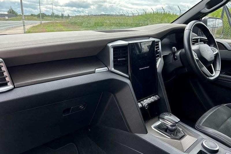 Begagnad VW Amarok Style 202 HK (148 kW) 2023 Röd Pickup