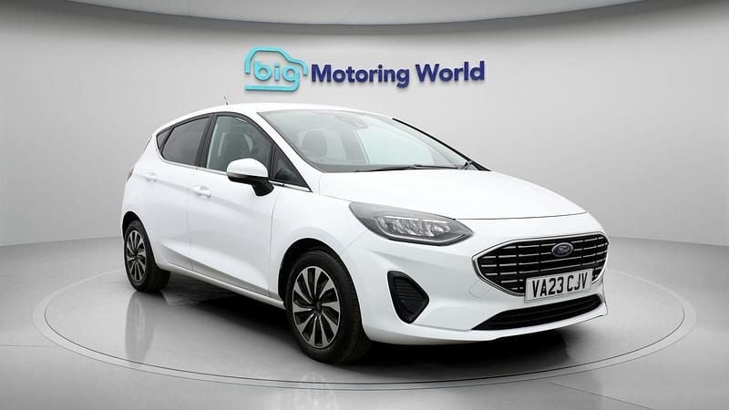 Used Ford Fiesta Titanium 125 HP (91 kW) 2023 White Hatchback