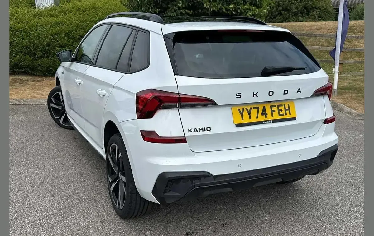 Used Skoda Kamiq Monte Carlo 113 HP (83 kW) 2024 Moon white metallic SUV