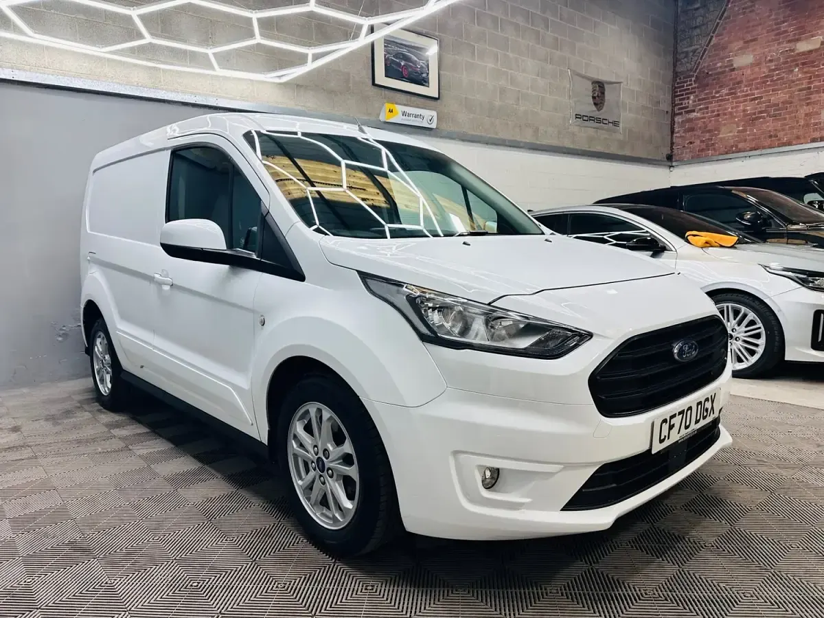 Used Ford Transit Limited 120 HP (88 kW) 2021 White Van