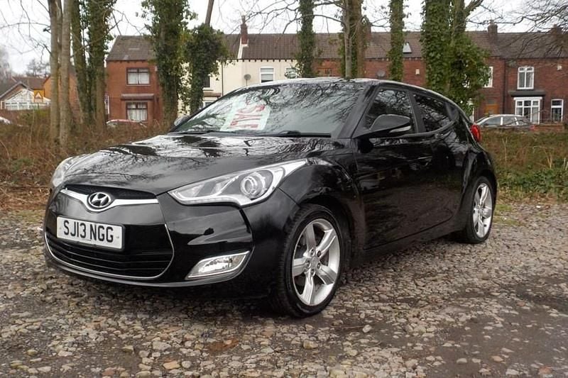 Used Hyundai Veloster 140 HP (102 kW) 2013 Black Hatchback