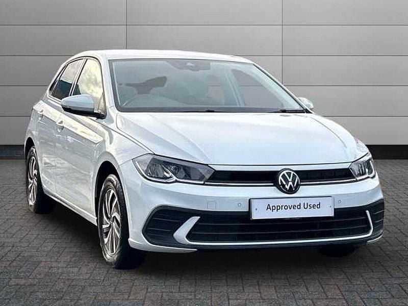 Used 2023 VW Polo | £14,490 (Good price) - Image 1/4