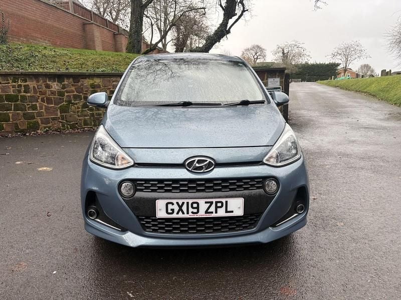 Used Hyundai i10 SE 87 HP (63 kW) 2019 Blue Hatchback