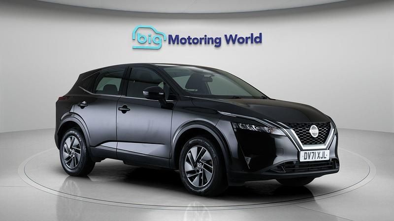 Used Nissan Qashqai Acenta Premium 156 HP (114 kW) 2021 SUV