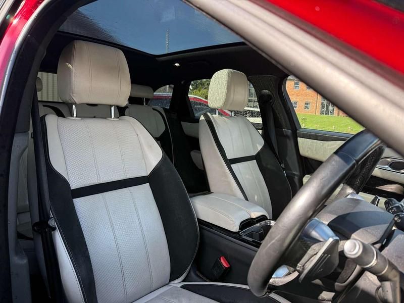 Used Land Rover Range Rover Velar R-Dynamic 240 HP (176 kW) 2018 Red SUV