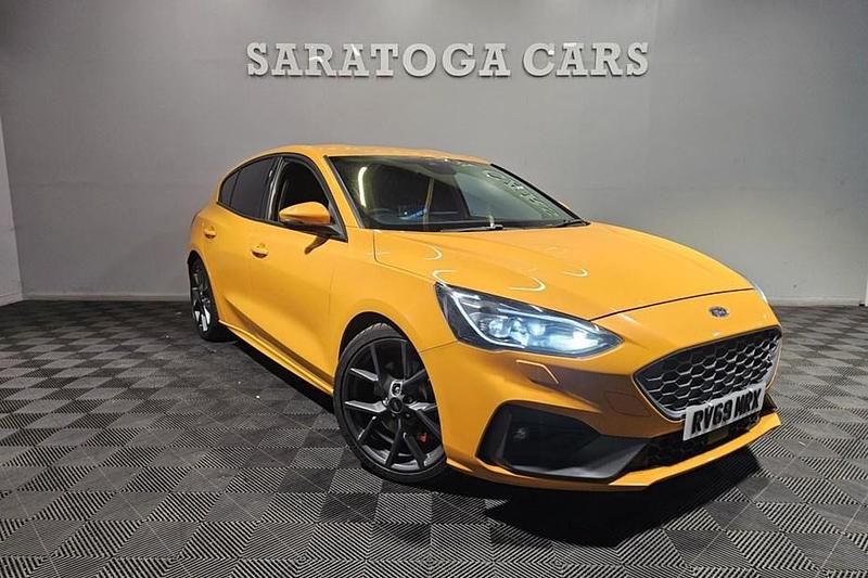 Used Ford Focus ST 280 HP (205 kW) 2019 Orange Hatchback