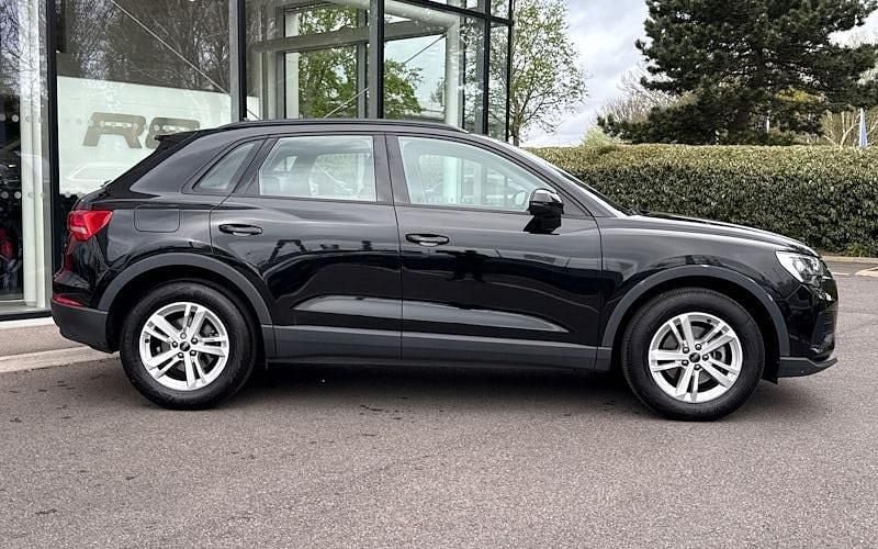 Used Audi Q3 Design 150 HP (110 kW) 2023 Black SUV