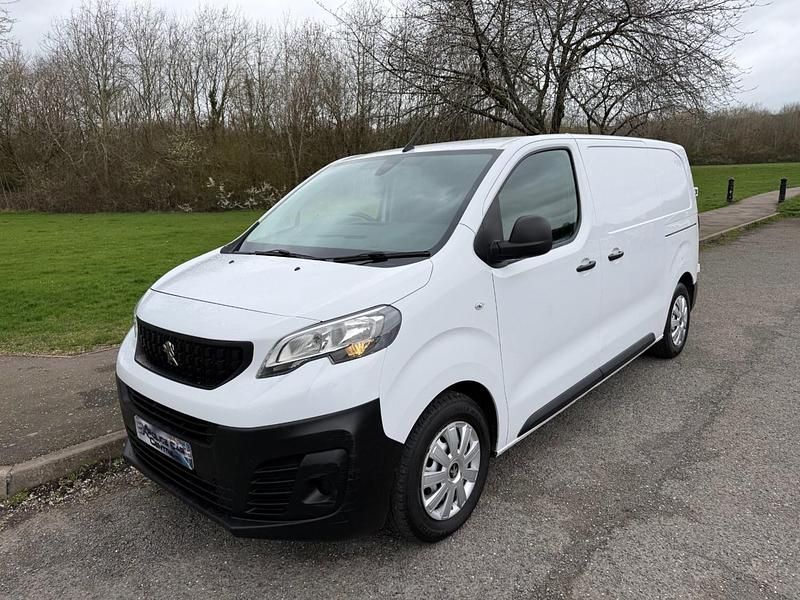 Używany Peugeot Expert Premium 2022 Biały Van