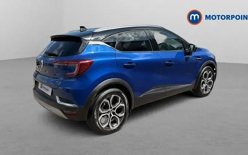 Used Renault Captur Techno 143 HP (105 kW) 2023 Blue/black SUV