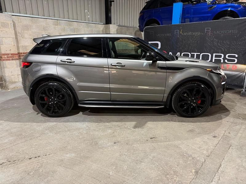 Used Land Rover Range Rover evoque HSE Dynamic 180 HP (132 kW) 2017 Silver SUV