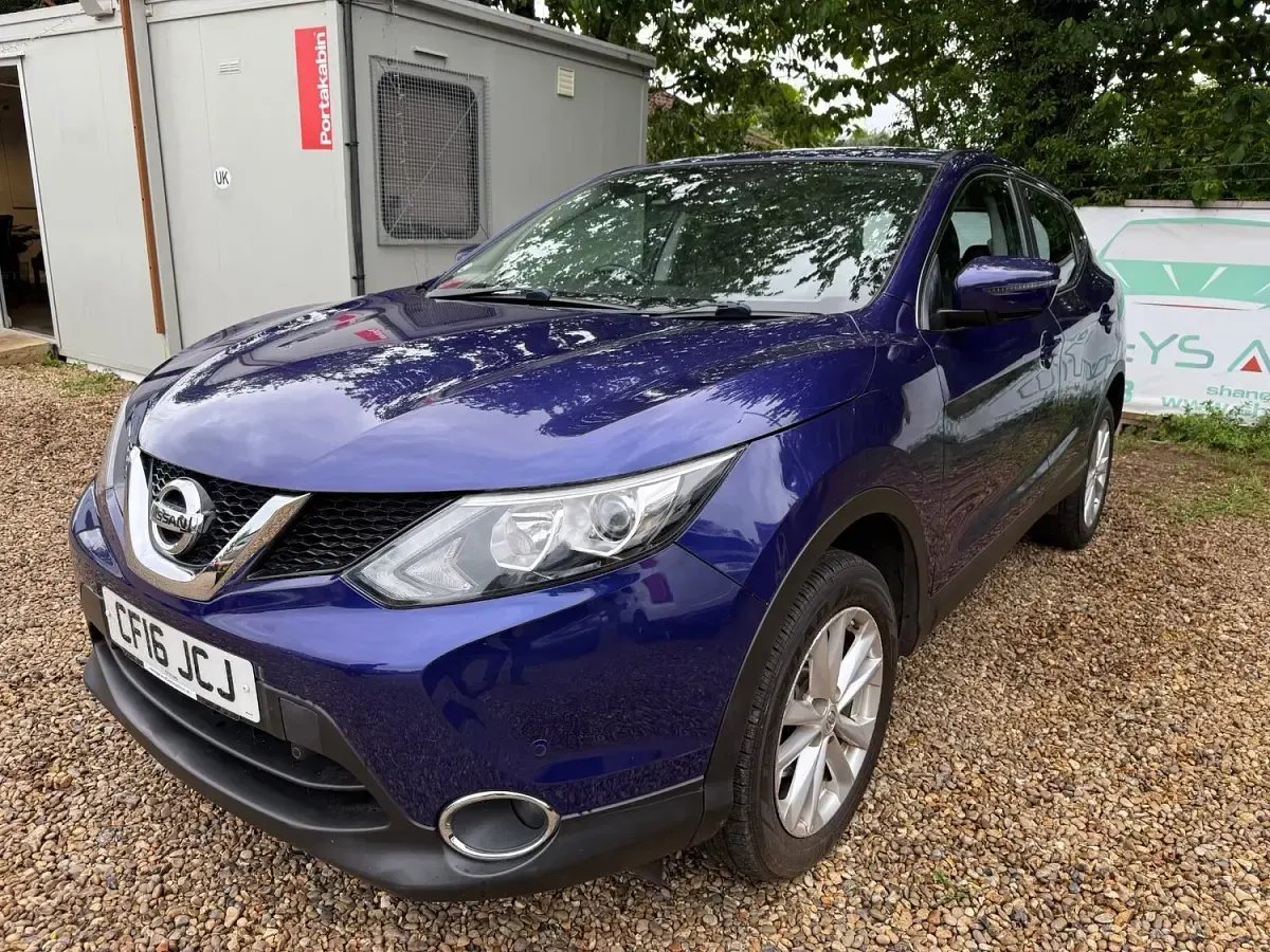 Used Nissan Qashqai Acenta 115 HP (84 kW) 2016 Blue SUV