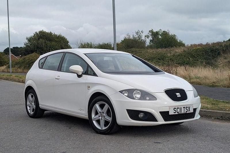 White Used 2011 Seat Leon Copa Hatchback | £3,000 (A bit pricey) - Image 1/1