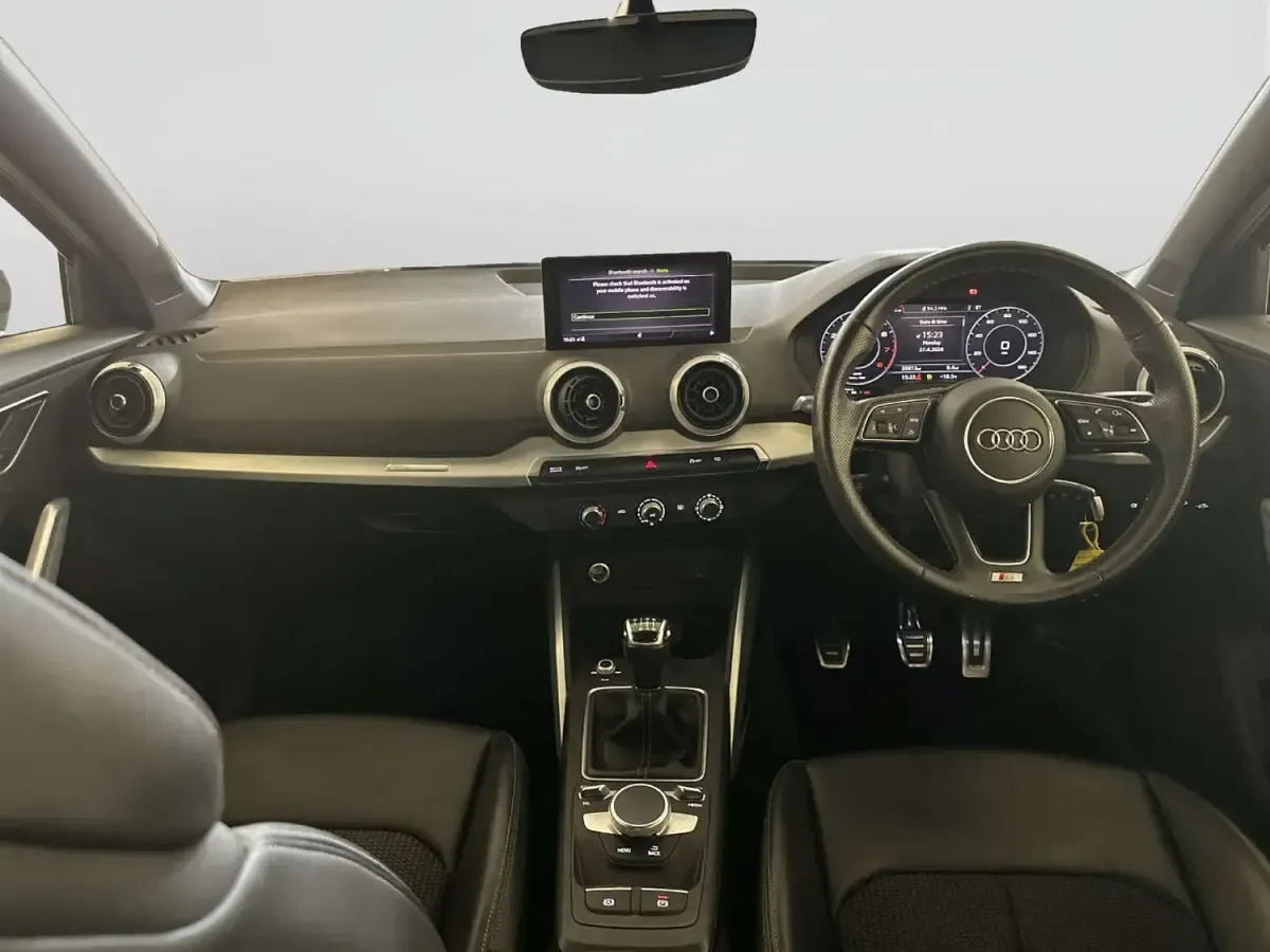 Gebraucht Audi Q2 S-Line 150 PS (110 kW) 2023 Blau SUV
