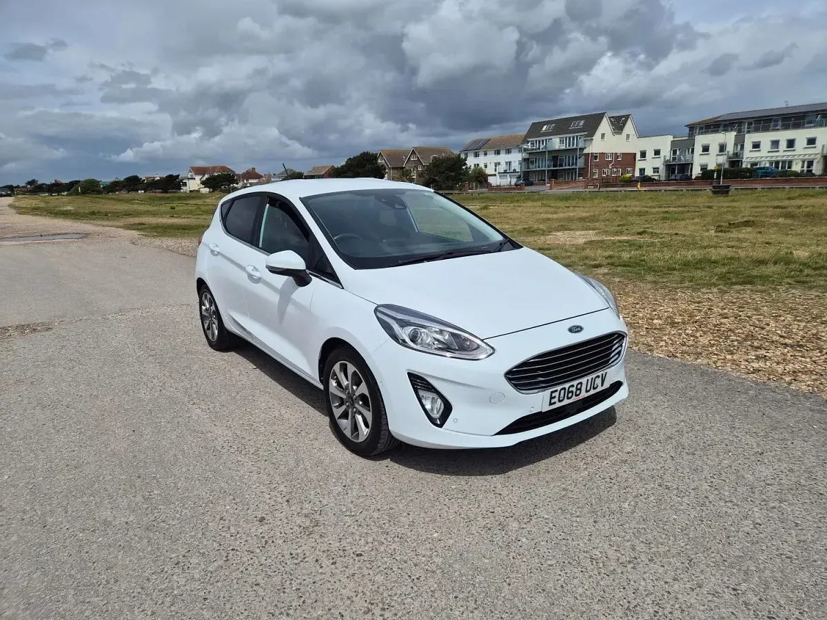 Used Ford Fiesta Titanium 2018 White Hatchback