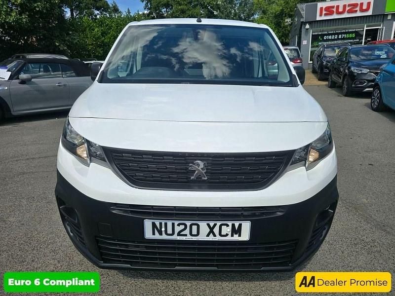 Used Peugeot Partner 2020 White MPV