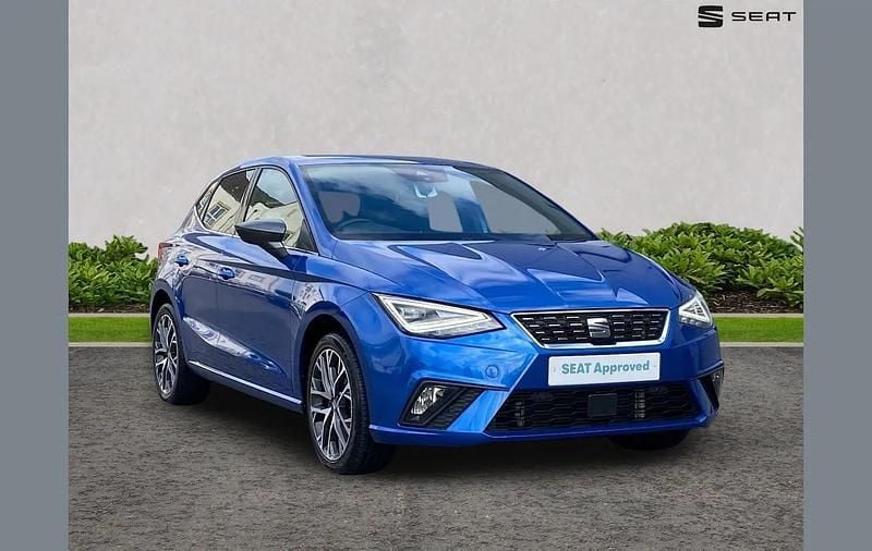 Used Seat Ibiza XCELLENCE Lux 108 HP (79 kW) 2023 Blue Hatchback
