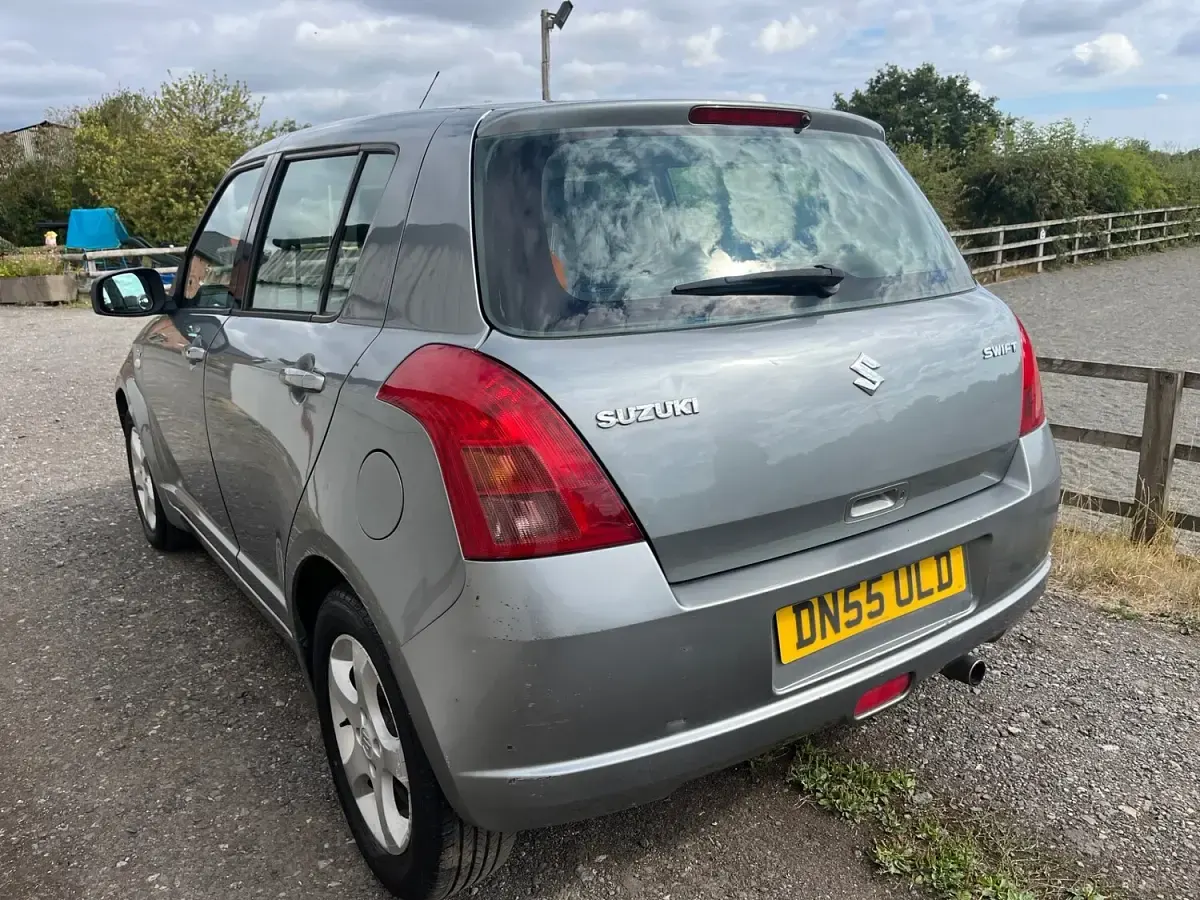 Used Suzuki Swift GLX 102 HP (75 kW) 2006 Grey Hatchback