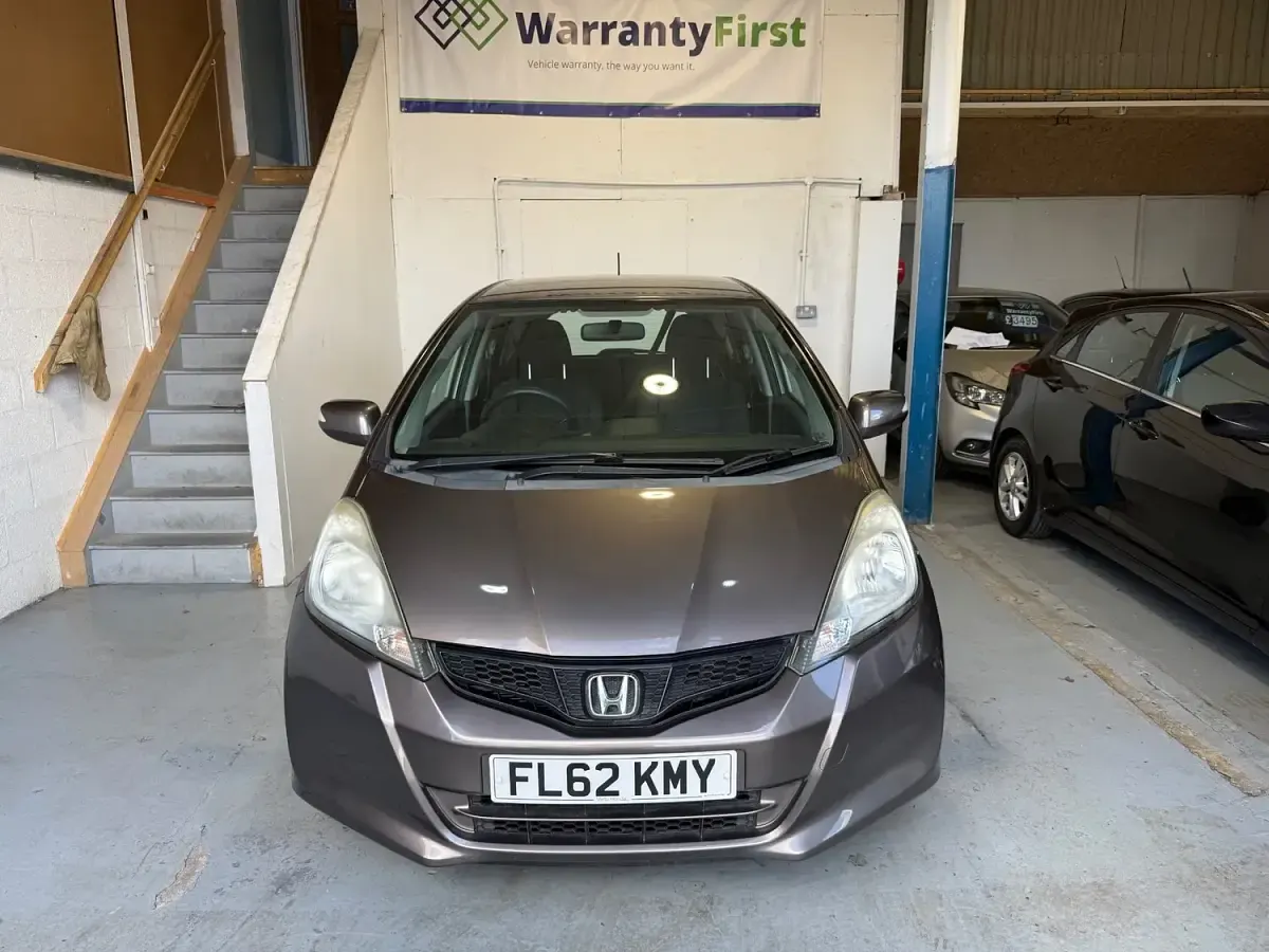 Used Honda Jazz ES 99 HP (72 kW) 2013 Brown Hatchback