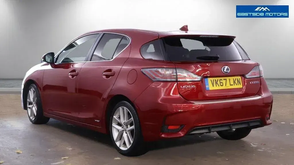 Used Lexus CT200h 2017 Red Hatchback
