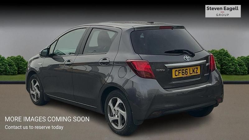 Used Toyota Yaris Hybrid 2016 Grey Hatchback