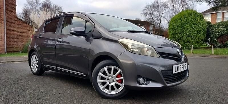 Grey Used 2013 Toyota Yaris | £5,999 (Fair price) - Image 1/2