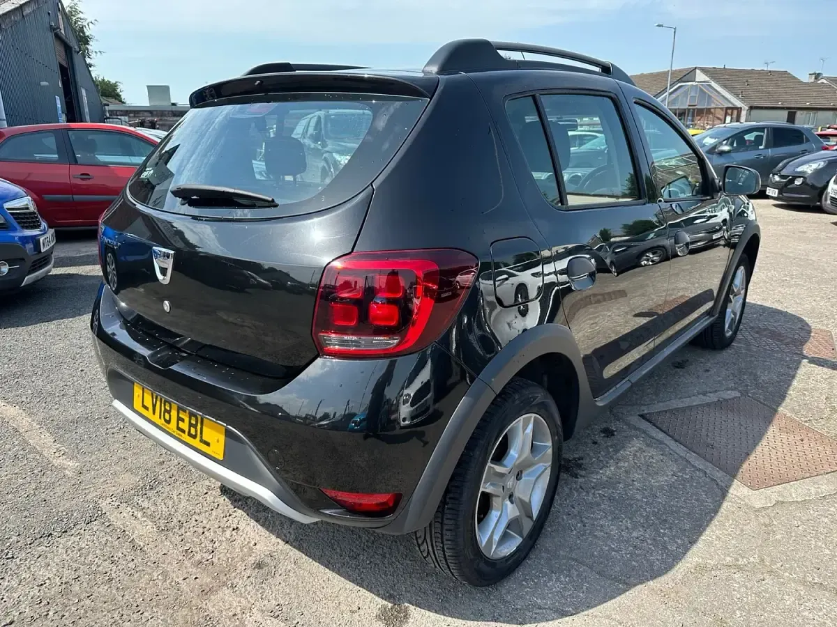 Used Dacia Sandero Ambiance 90 HP (66 kW) 2018 Black Hatchback