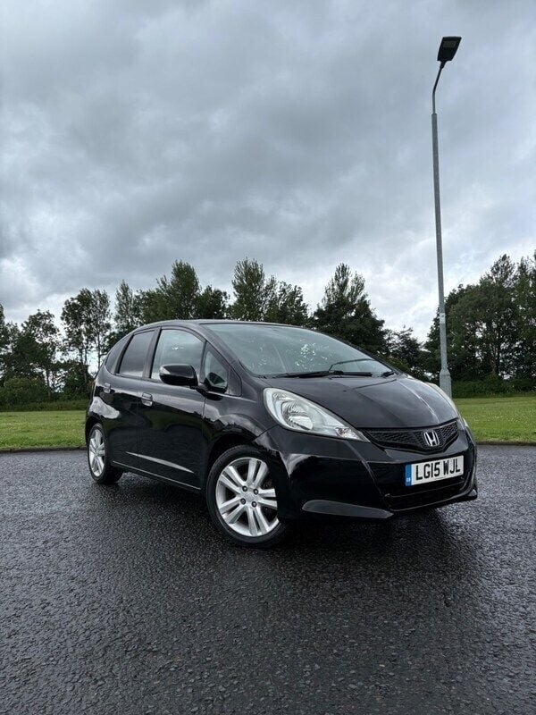 Black Used 2015 Honda Jazz ES Hatchback | £4,995 (Good price) - Image 1/4