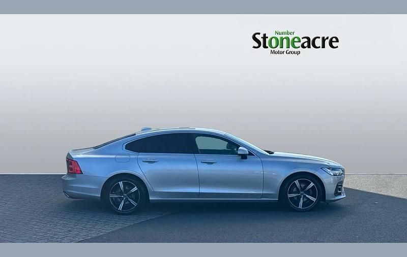 Used Volvo S90 R-Design 187 HP (137 kW) 2017 Silver Sedan