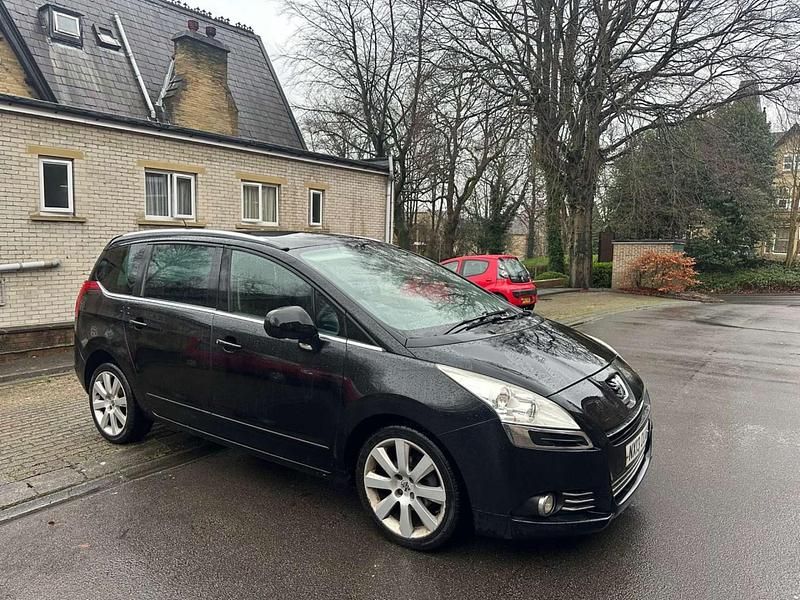 Black Used 2013 Peugeot 5008 Allure MPV | £1,195 (Fair price) - Image 1/4