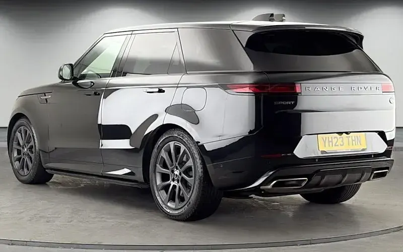 Second-hand Land Rover Range Rover Sport SE Dynamic 441 CP (324 kW) 2023 Negru SUV