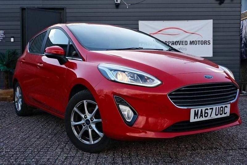 Red Used 2017 Ford Fiesta Zetec Hatchback | £4,999 (Good price) - Image 1/4