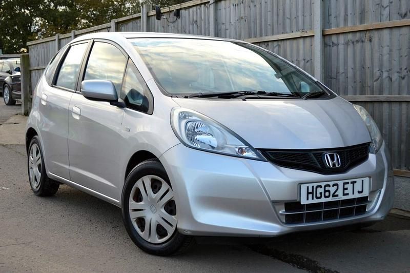 Silver Used 2012 Honda Jazz SE Hatchback | £4,749 (Fair price) - Image 1/4