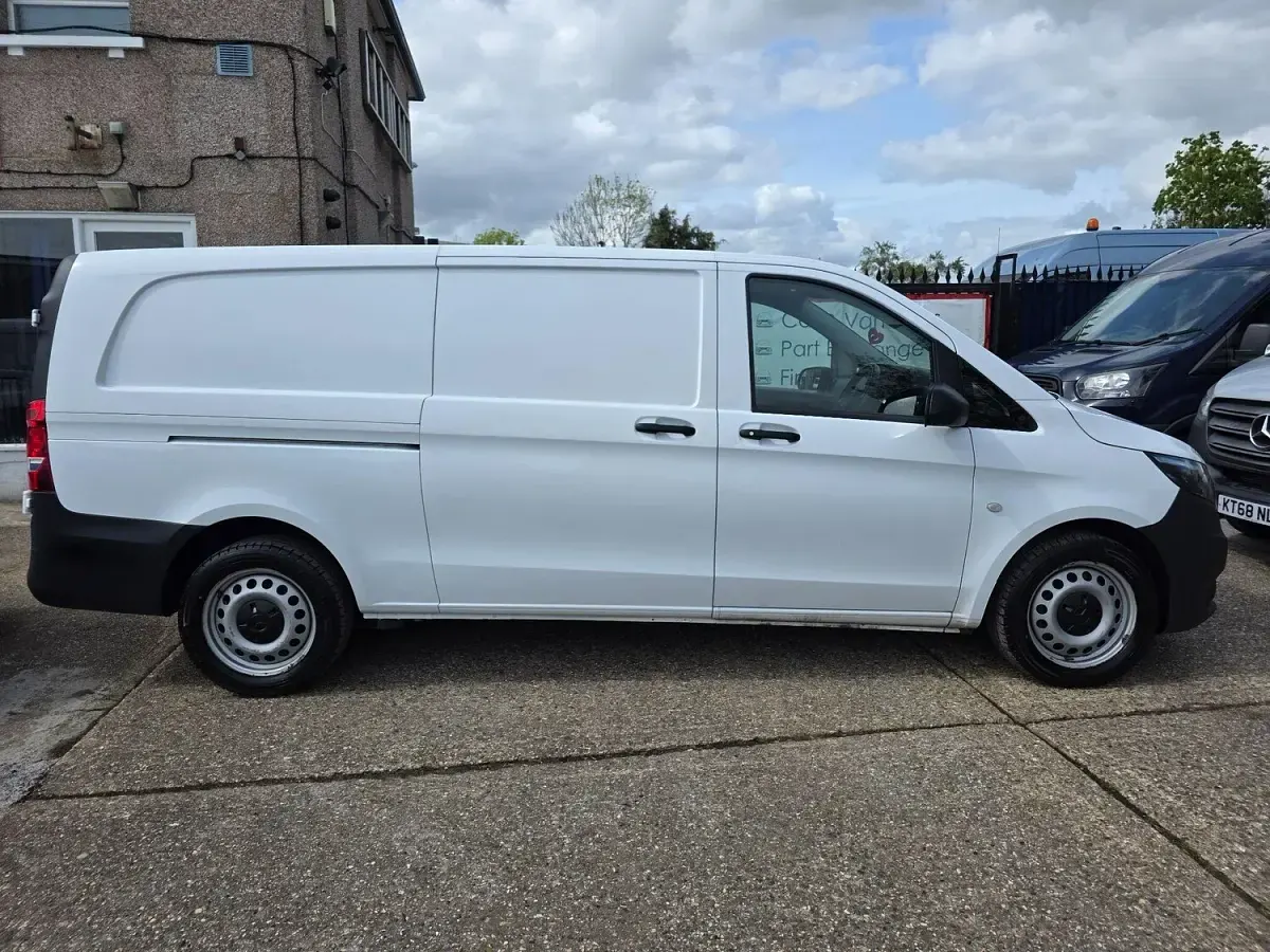 Used Mercedes Vito Progressive 2022 White Van