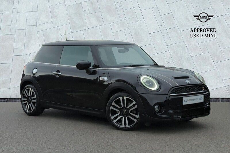 Black Used 2019 Mini Cooper S Exclusive Hatchback | £18,975 (Fair price) - Image 1/4
