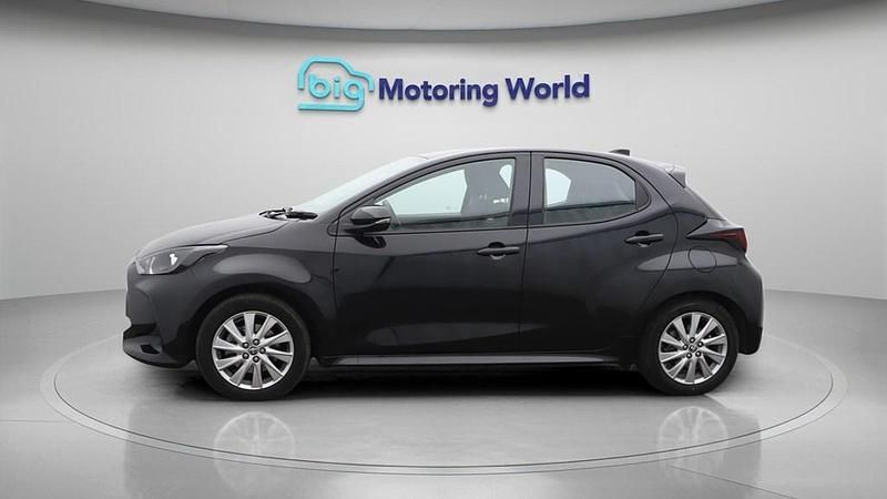Used Toyota Yaris Hybrid 116 HP (85 kW) 2023 Black Hatchback