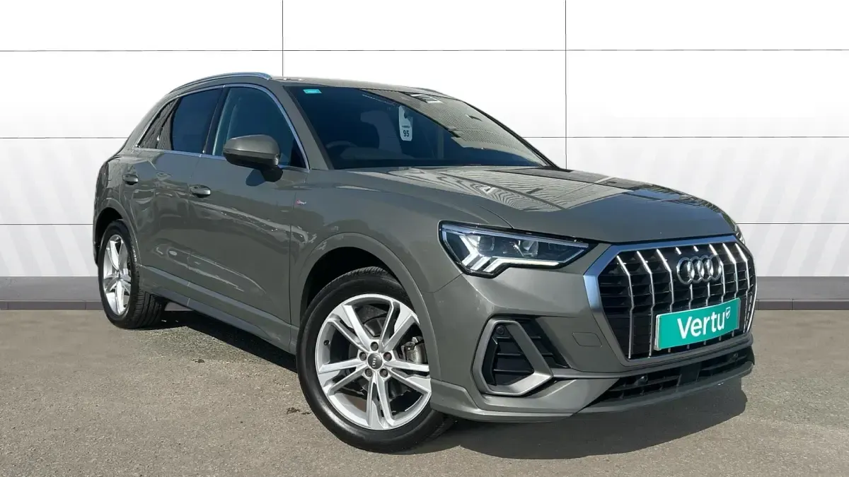 Usado Audi Q3 S-Line 150 HP (110 kW) 2018 SUV