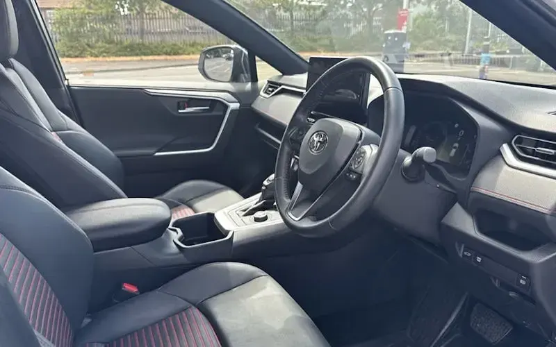 Used Toyota RAV4 Hybrid 306 HP (225 kW) 2022 Black SUV