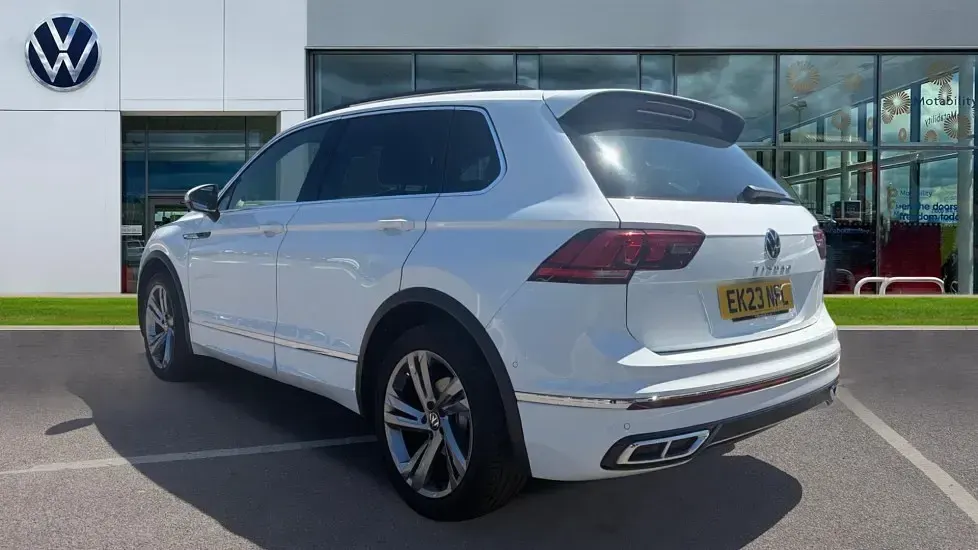 Used VW Tiguan R-line Edition 150 HP (110 kW) 2023 Pure white SUV