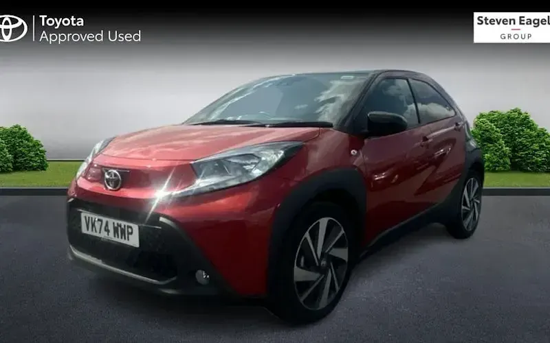 Used Toyota Aygo X 72 HP (52 kW) 2024 Red SUV