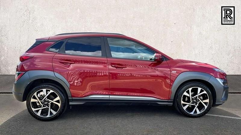Used Hyundai Kona Premium 120 HP (88 kW) 2022 Red SUV