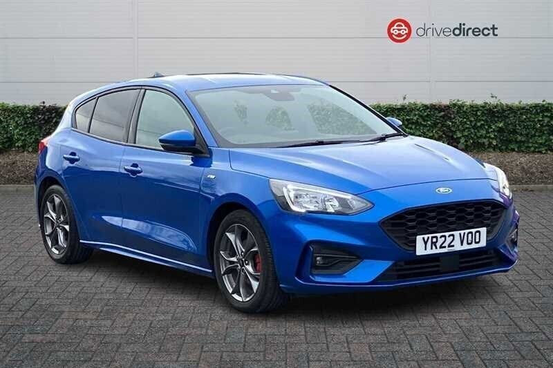 Metallic deep impact blue Used 2022 Ford Focus ST-Line Hatchback | £13,907 (Good price) - Image 1/4