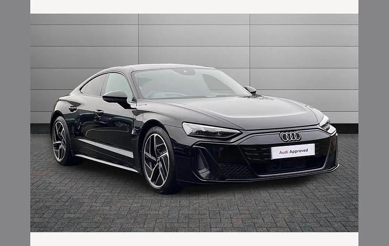 Black New 2025 Audi e-tron GT quattro Comfort Sedan | £83,995 - Image 1/3