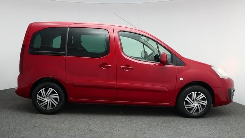 Red Used 2018 Citroën Berlingo Feel MPV | £10,999 (Super price) - Image 1/4