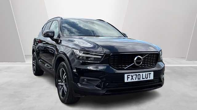 Used 2021 Volvo XC40 R-Design SUV | £25,990 (A bit pricey) - Image 1/3